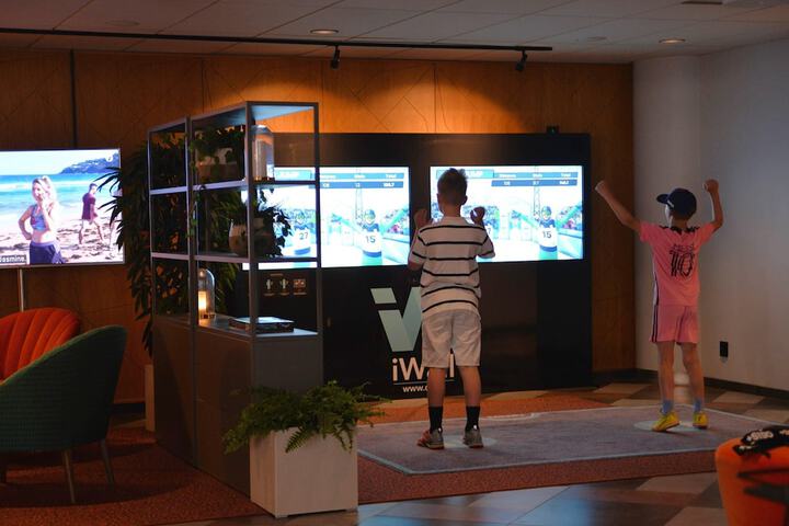 Guest Lobby