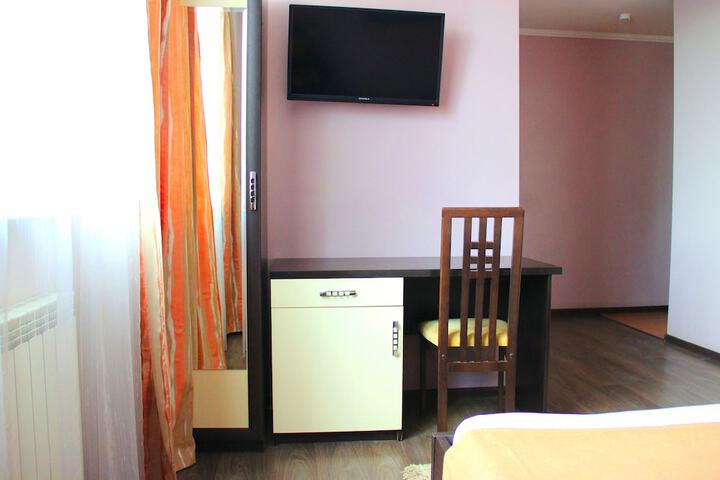 Room 4 of 55