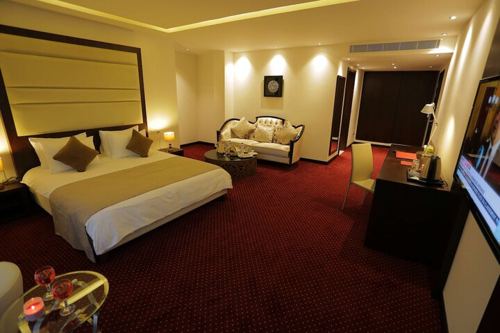 Room 22 of 52