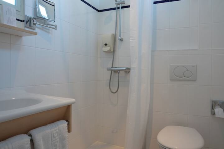Room 40 of 59