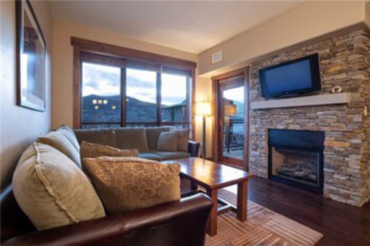 Image of Trailhead Lodge 4106