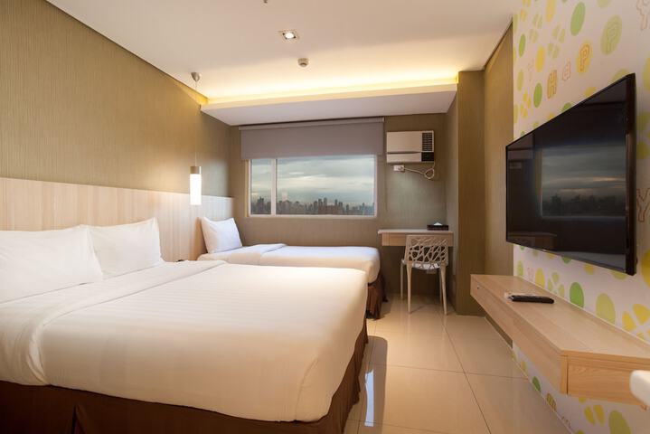 Room 12 of 42