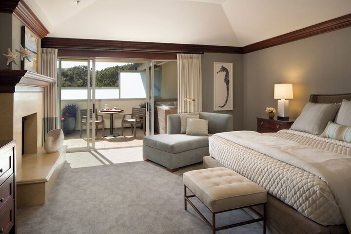 Room 42 of 90