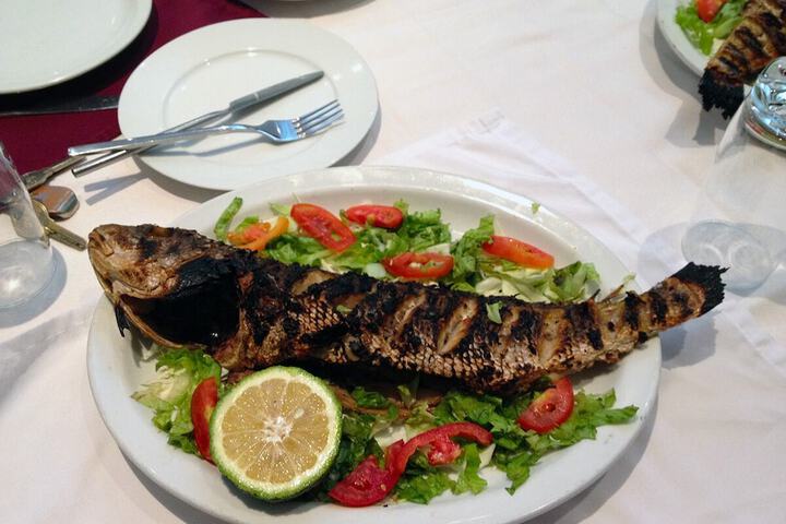 Dining 20 of 30