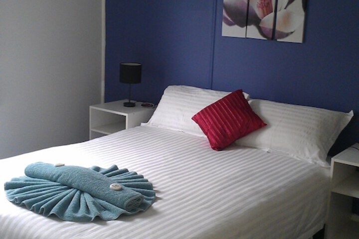 Room 74 of 300