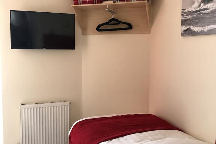 Room 21 of 66