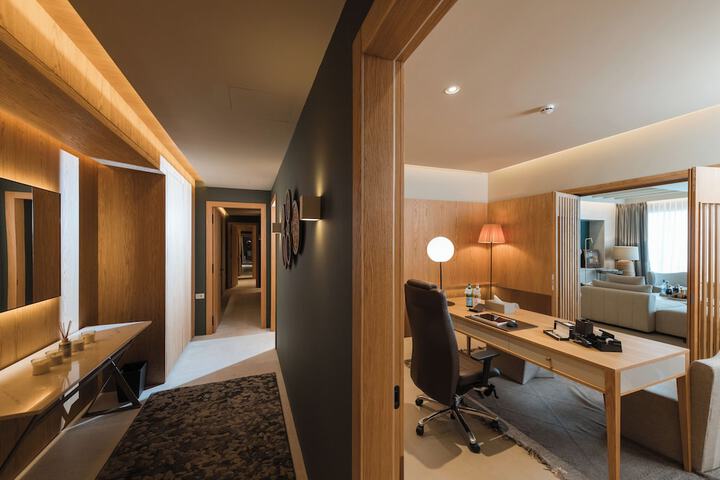 Room 48 of 115