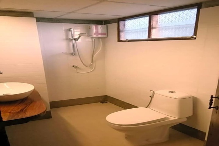 Room 50 of 116