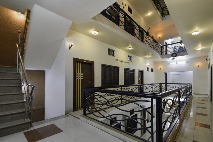 OYO 29057 SHREE RAM REGENCY
