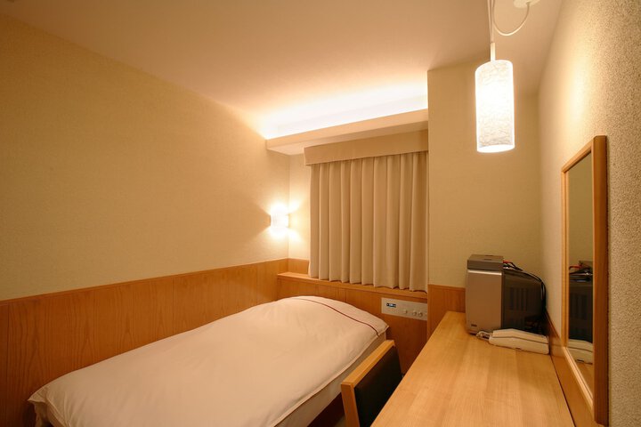 Room 7 of 53