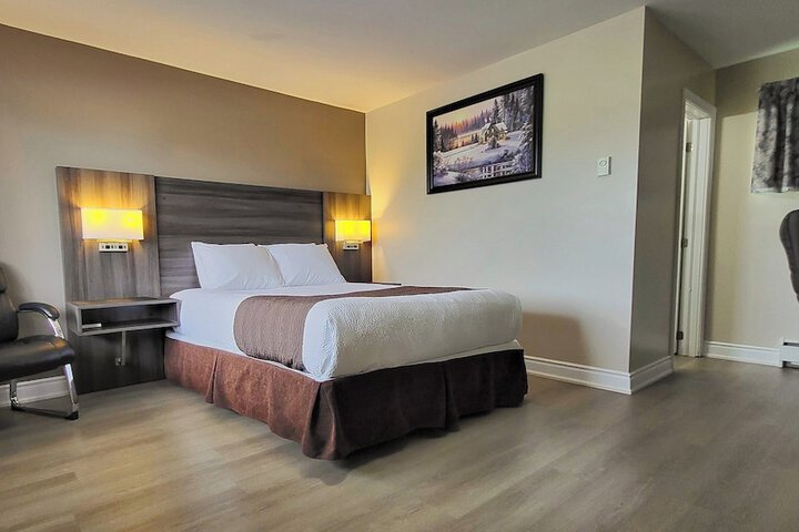 Room 6 of 39