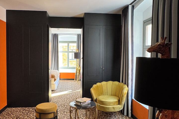 Room 21 of 54