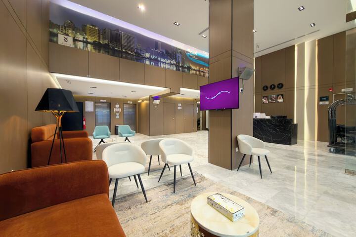 Hotel Interior 5 of 23