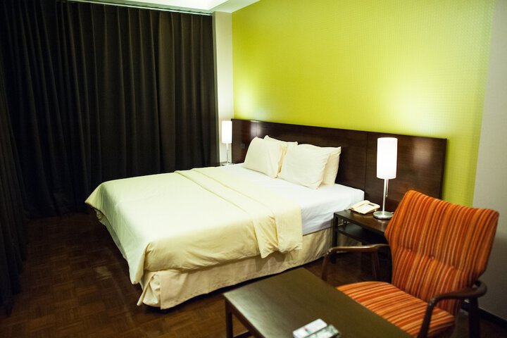 Room 28 of 55