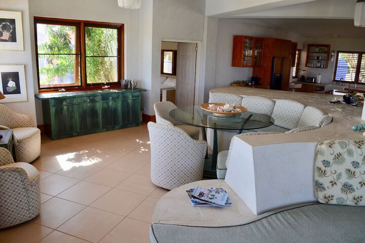 Room 8 of 48