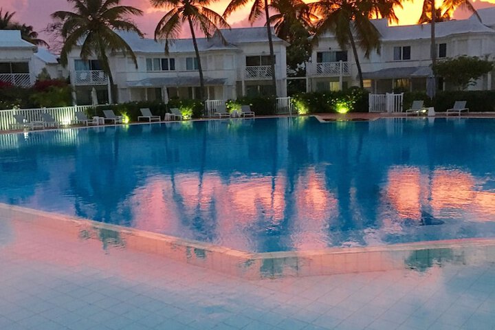 Pools & Facilities