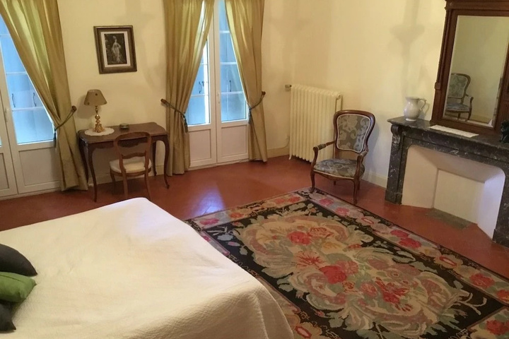 Room 10 of 10