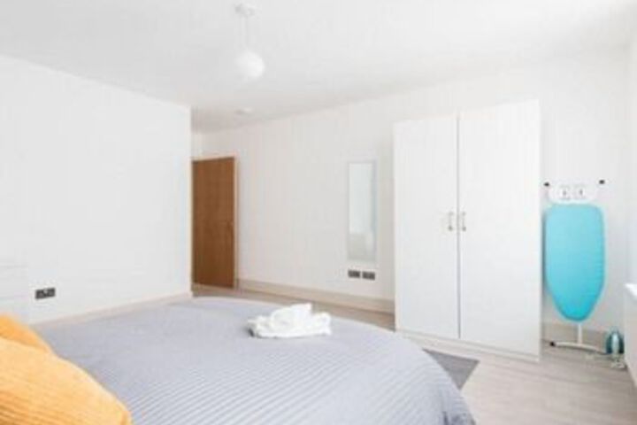 Room 13 of 29
