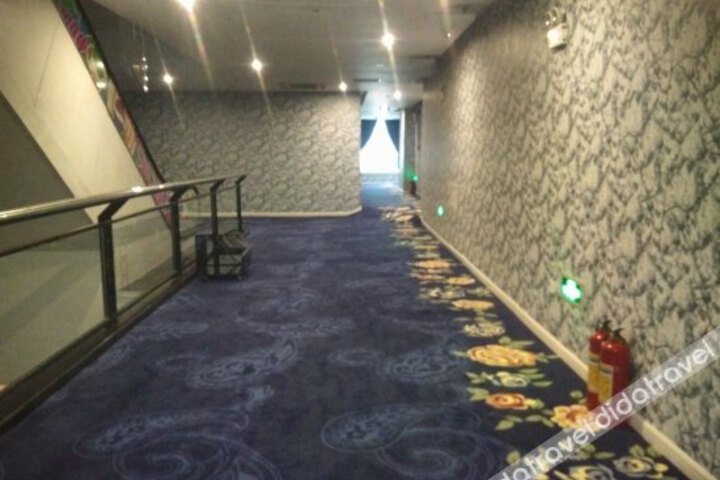 Romantic Hotel