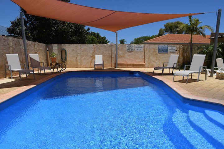 Hotel with Pool