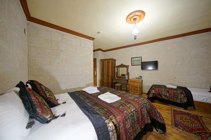 Room 34 of 129