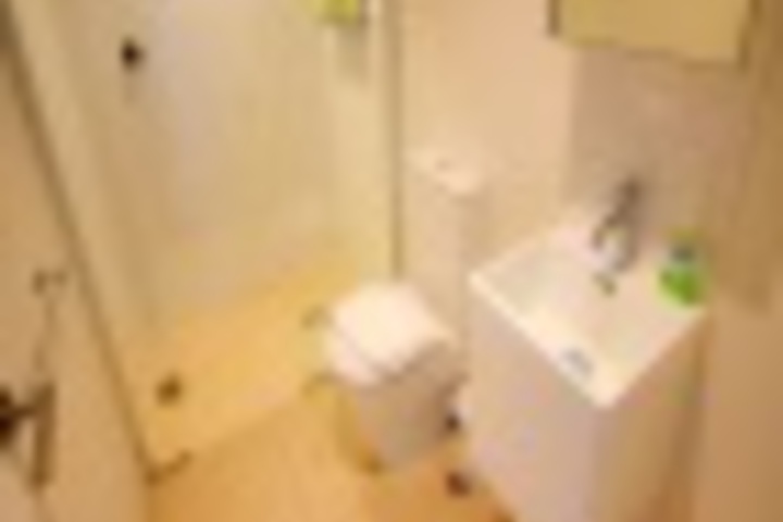 Room 75 of 204