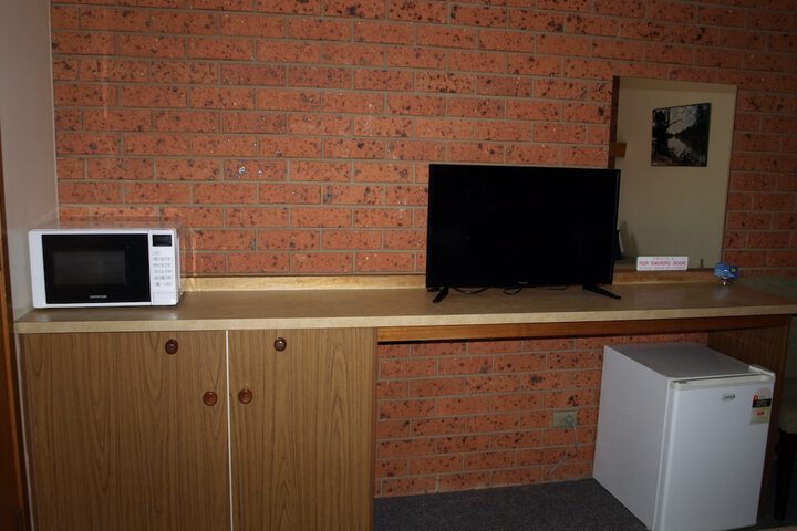 Room 9 of 41