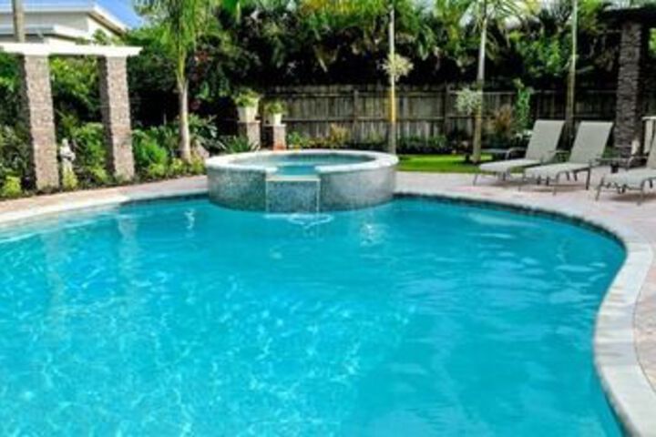 Pool 19 of 29