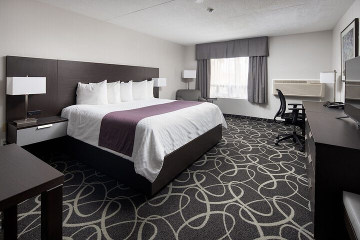 Room 12 of 22