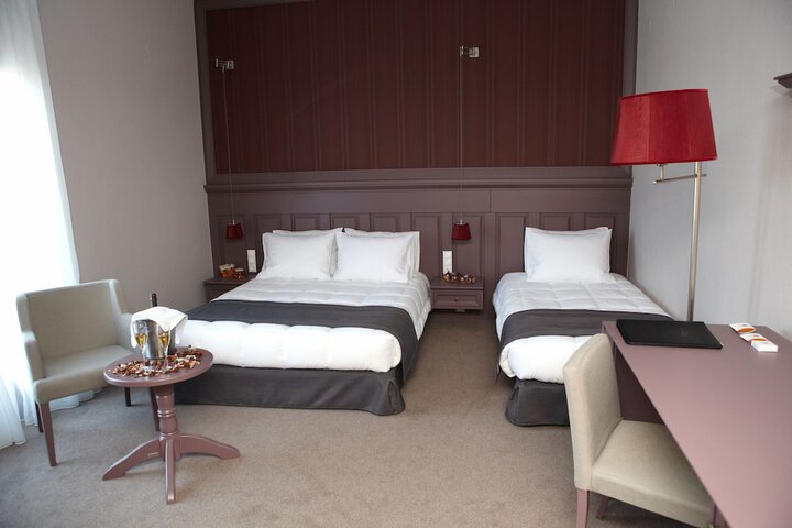 Room 6 of 47