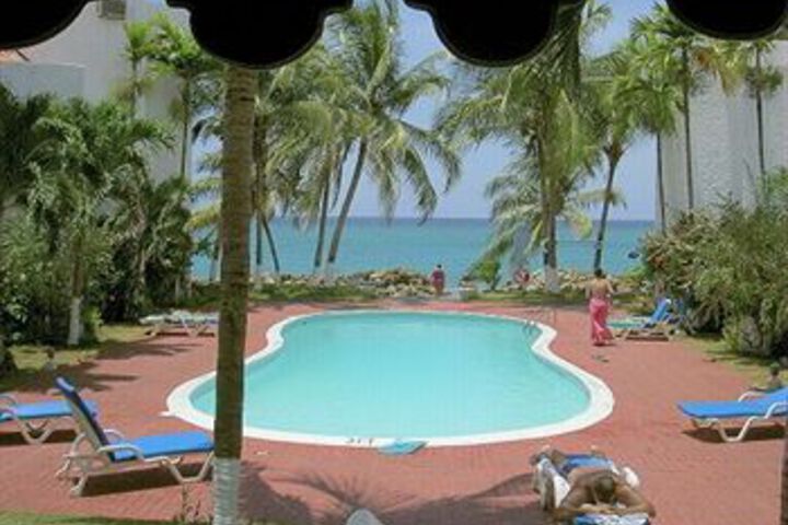 Pool 63 of 76