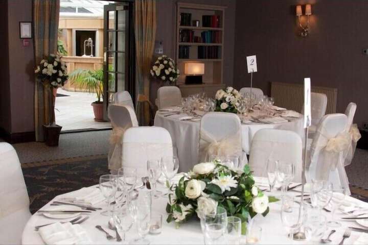 Ballroom/Hall 56 of 77