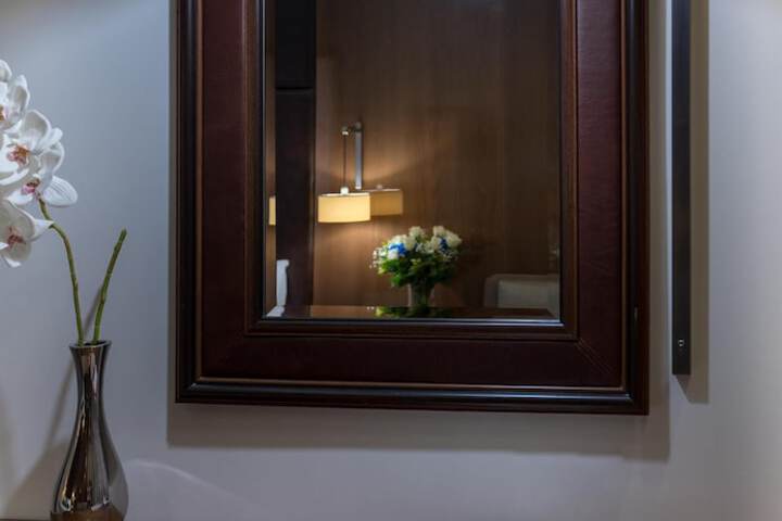 Room 43 of 113