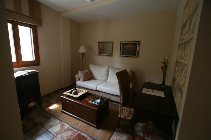 Room 6 of 61