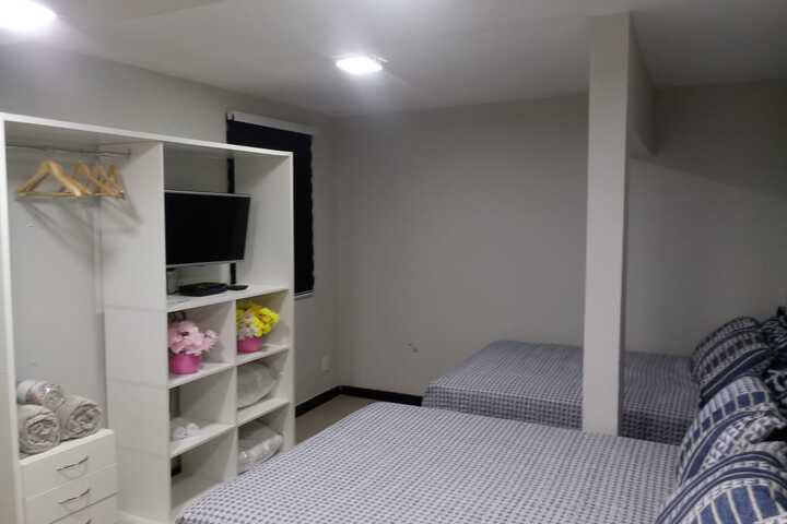 Room 3 of 5