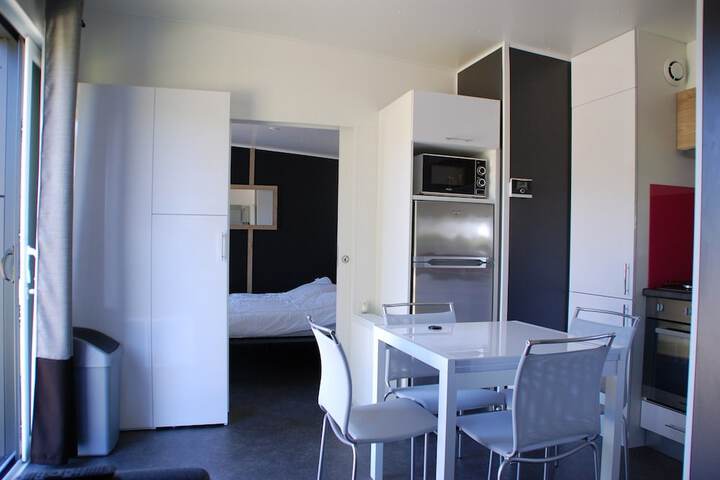 Room 9 of 44