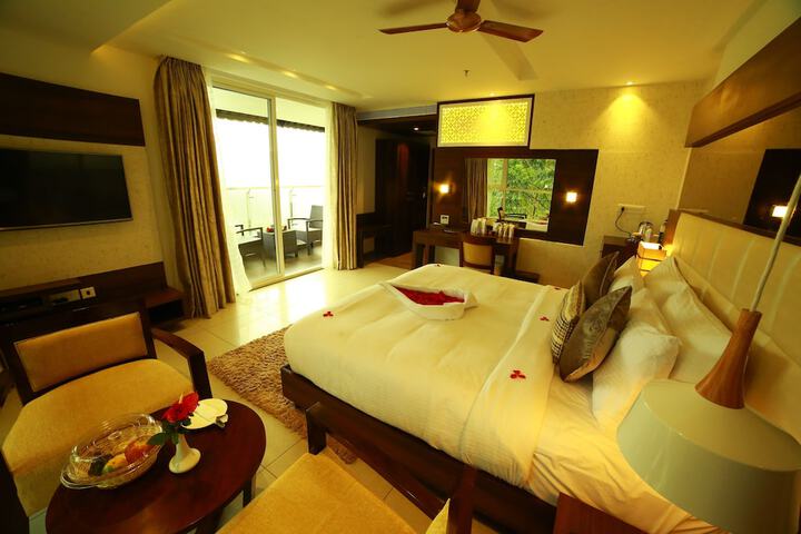 Room 15 of 54