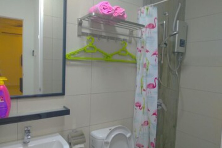 Room 3 of 30