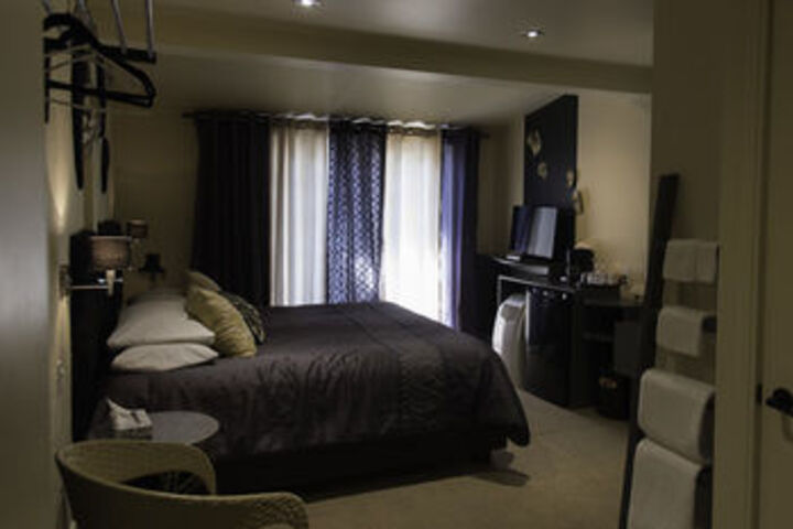 Room 35 of 54