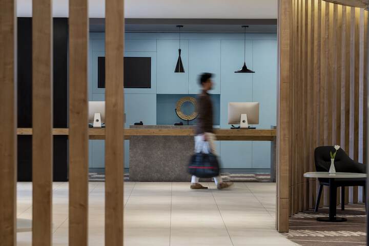 Hotel Interior 4 of 112