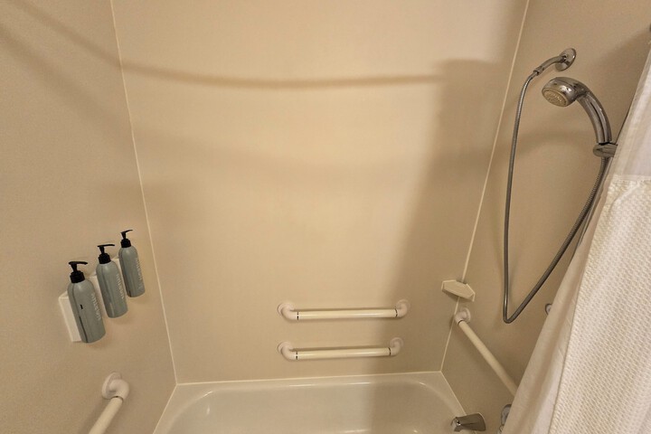 Room 99 of 135