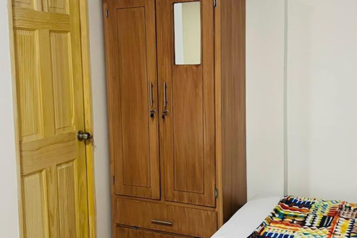 Room 12 of 26