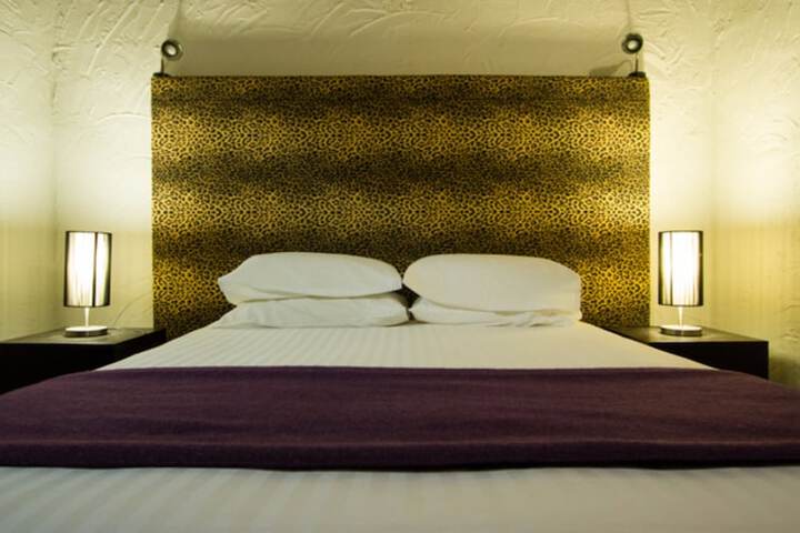 Room 15 of 39