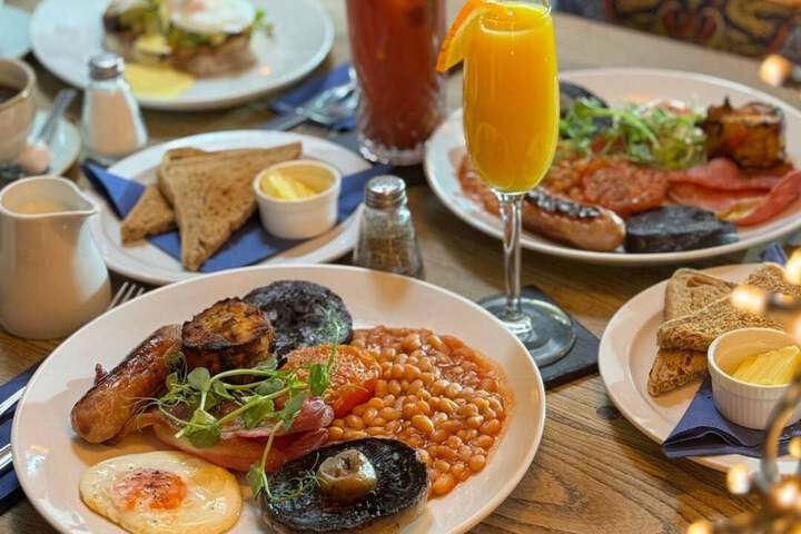 Breakfast/Coffee Service 121 of 137