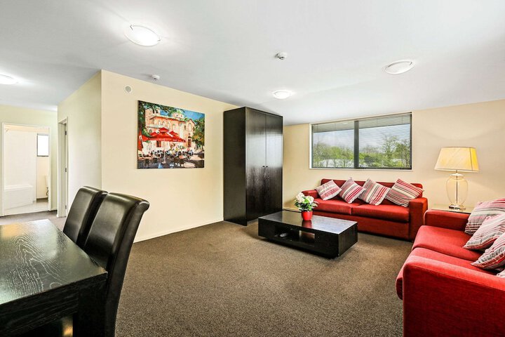 Room 18 of 42