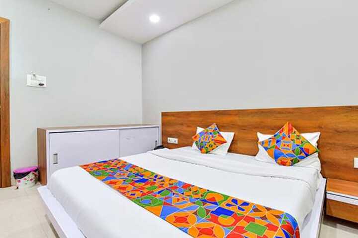 Room 15 of 43