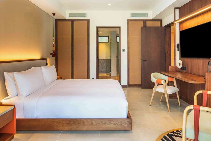Room 40 of 201