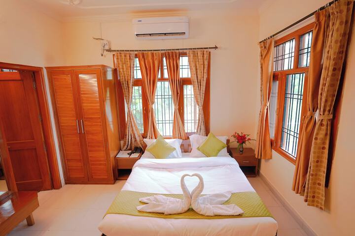 Room 30 of 60