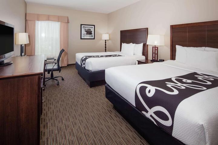 Quadruple Queen Bed (2 of 11)