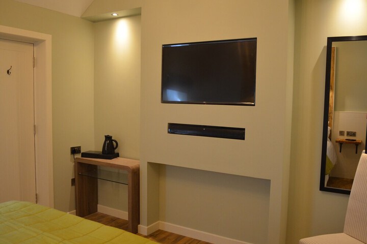 Hotel Interior 8 of 17